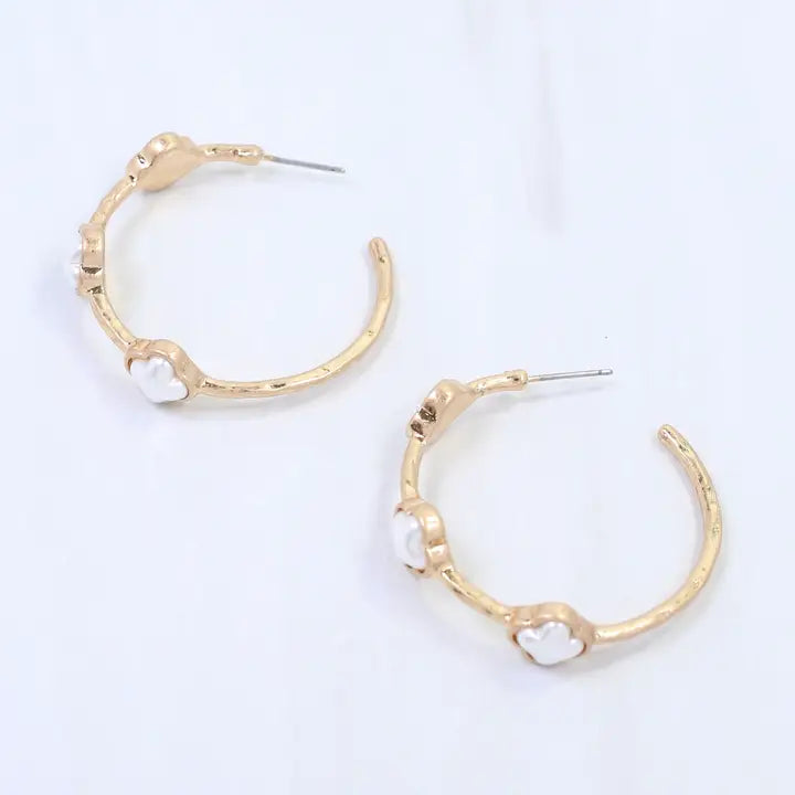 Araceli Clover Pearl Hoop Earring
