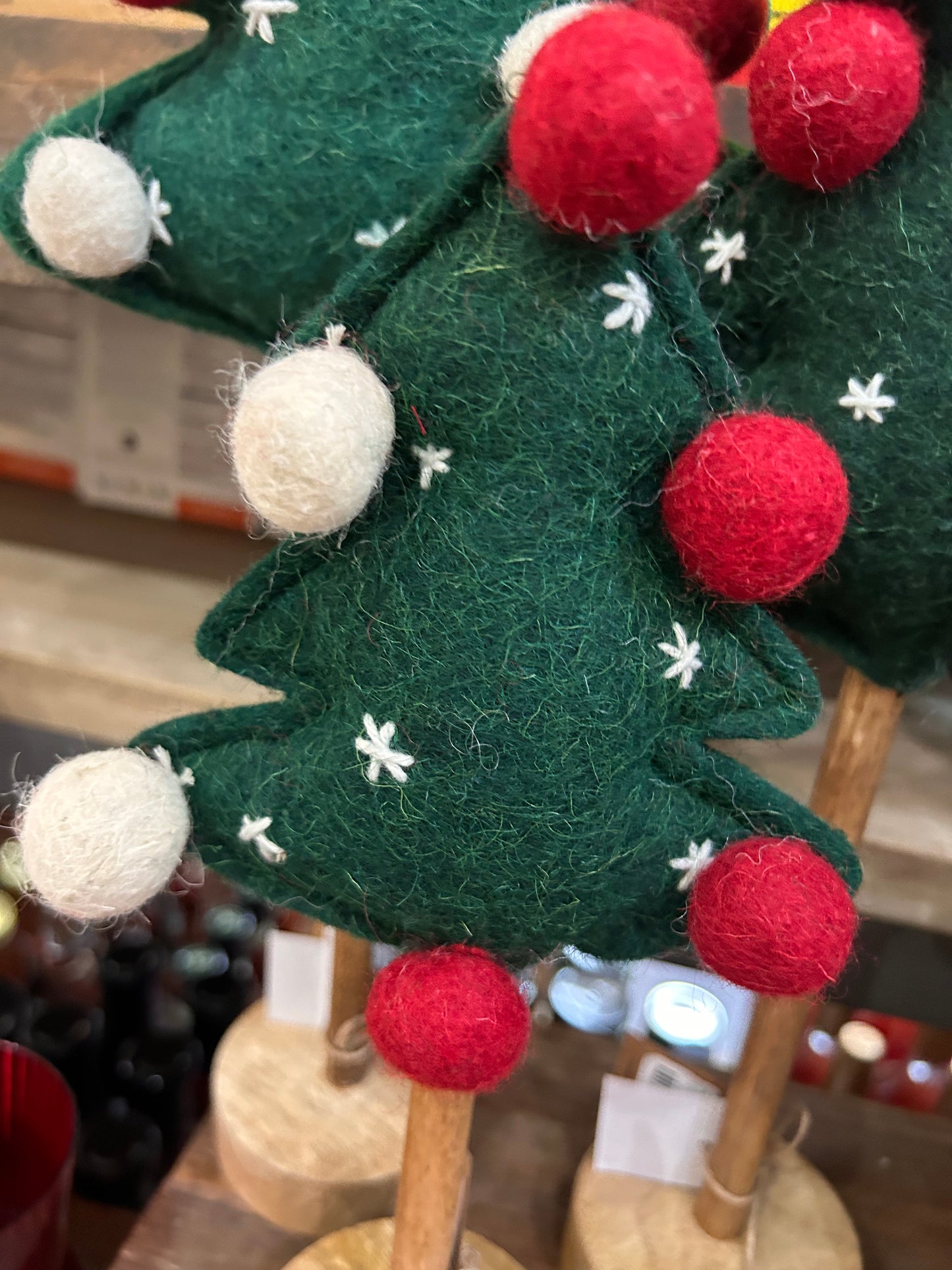 Mudpie Felt Pom Pom Tree Sitter